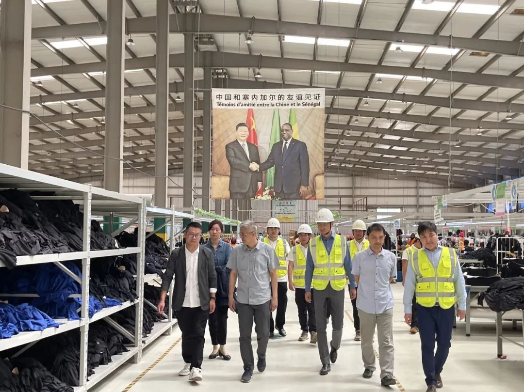 中国驻塞大使莅临塞内加尔加姆尼亚久工业园项目检查指导工作
