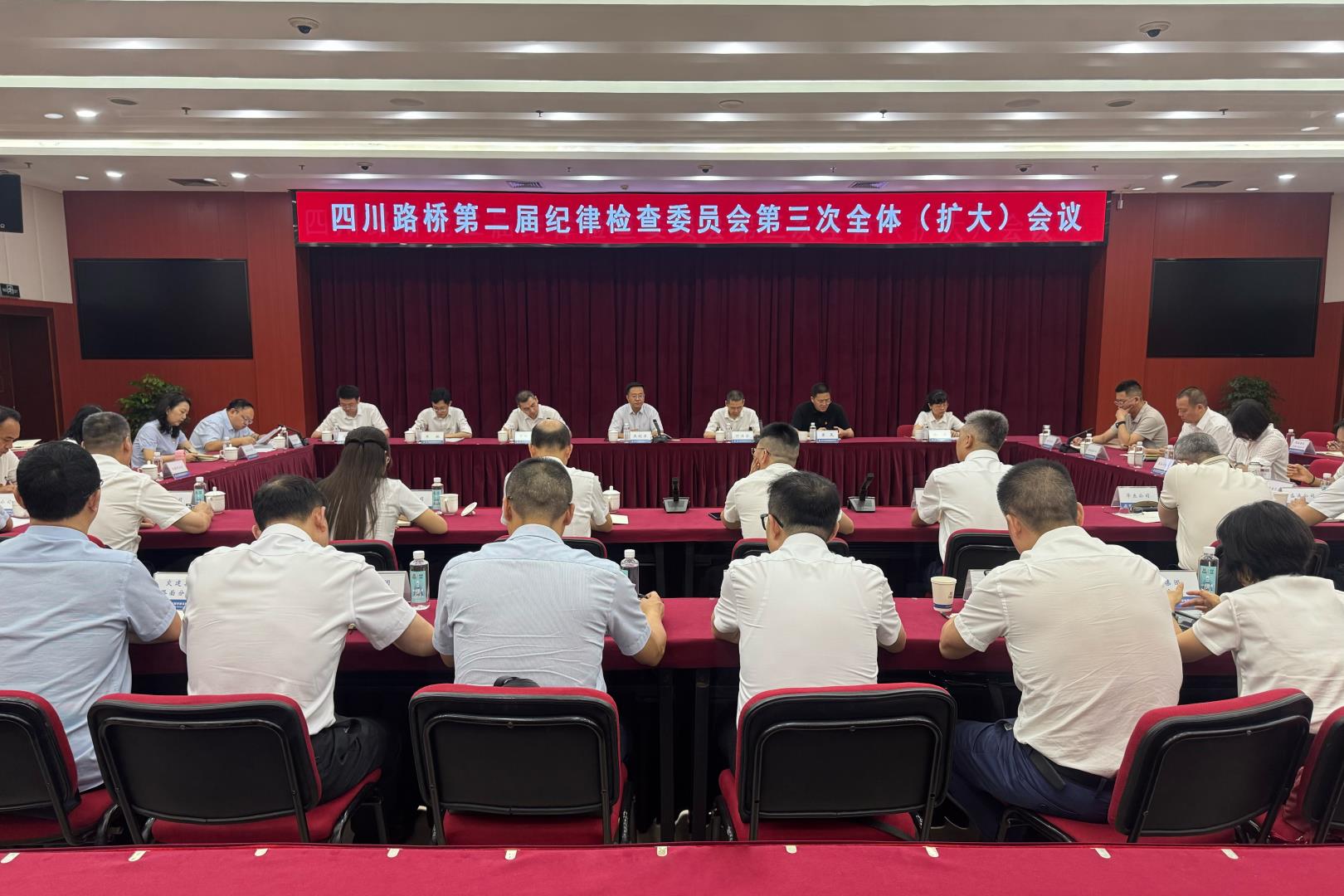 照片.jpg 照片.jpg